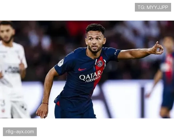 巴尔科拉更适合左路还是右路?战术适配与进攻效率分析 巴尔科拉更适合左路还是右路?战术适配与进攻效率分析