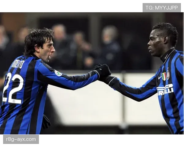 巴洛特利这日常,比他球场上的火爆还猛,家里氛围想象不到啊!