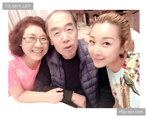 孙悦出门那阵势，手里那只包像拎着存折，旁边人都愣住了